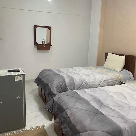 Pyramids Home Guest House Kafret el-Gabal Exterior foto